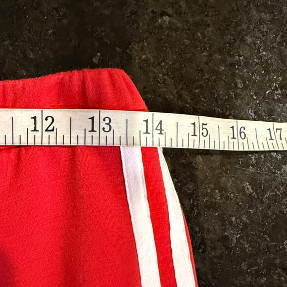 Anthropologie Find Me Now Basketball Bermuda Shorts Red Size Small - Picture 10 of 14